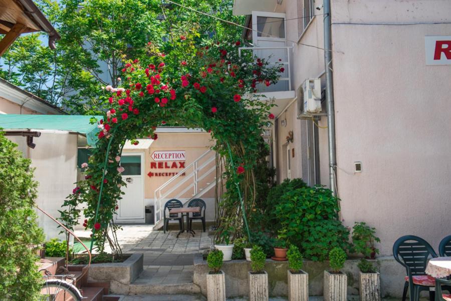 Hotel Relax Varna Bagian luar foto