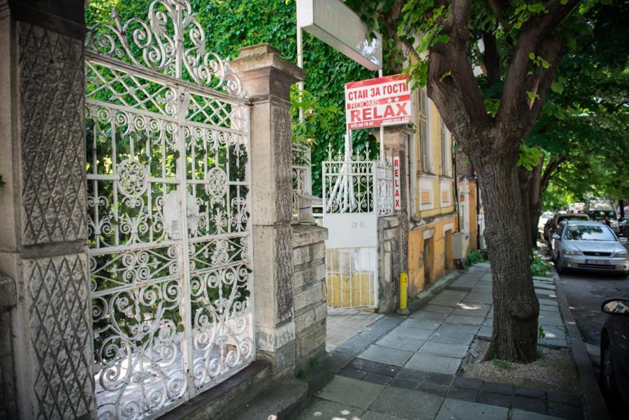 Hotel Relax Varna Bagian luar foto